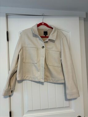 Reitmans Cream Cropped Jacket
